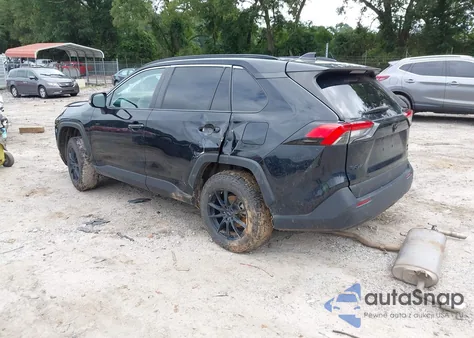 2020 Toyota Rav4 Xle z USA, uszkodzony, nr VIN 2T3P1RFV5LW128303
